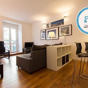 Typical Tailor Made Flat In Central Graca